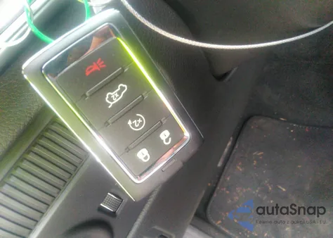 2025 Jeep Wagoneer L Series Ii 4X4 z USA, uszkodzony, nr VIN 1C4SJSBPXSS515350